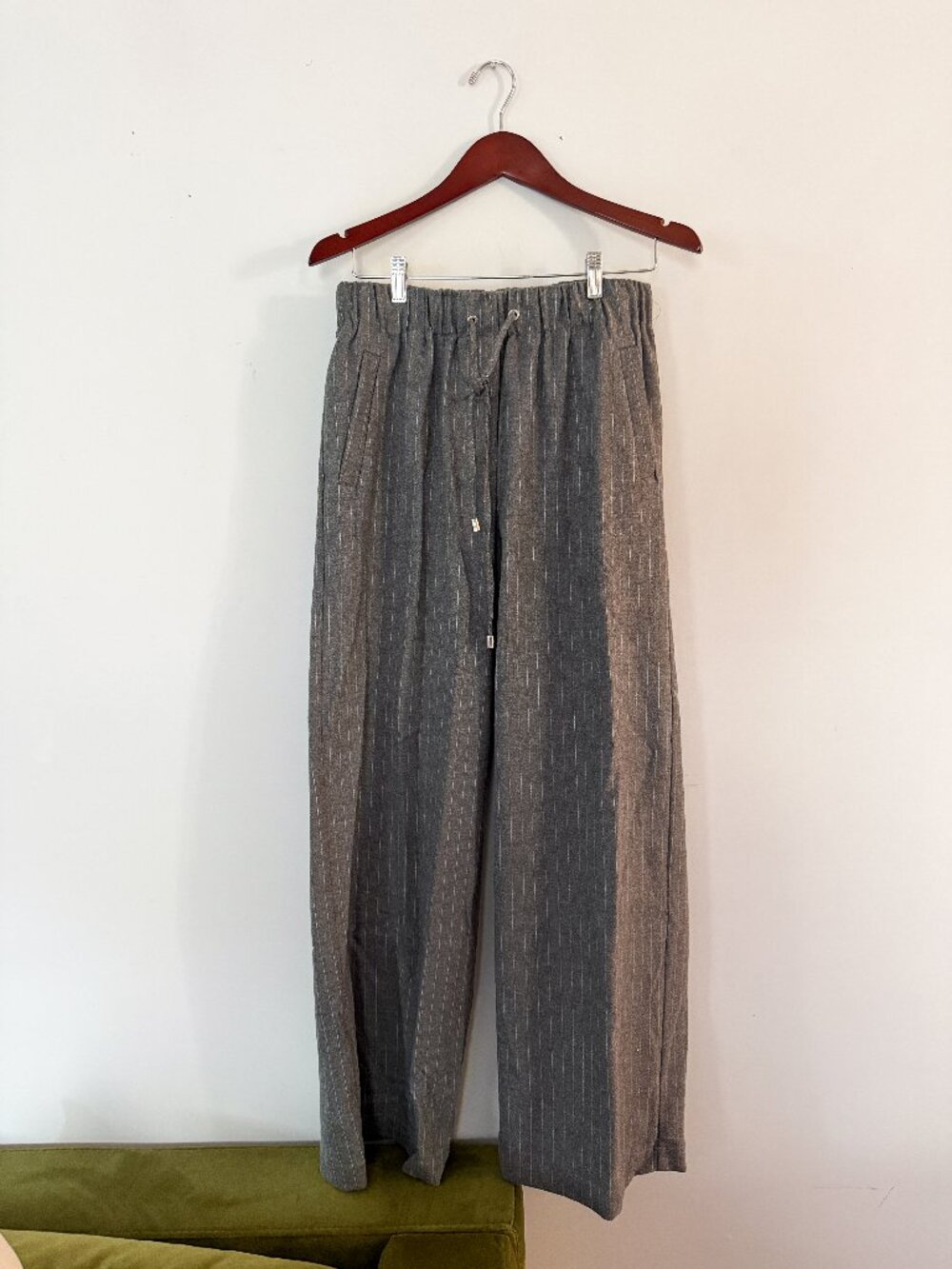 Gray Pinstripe Wide Leg Pants Elastic Waist Size L